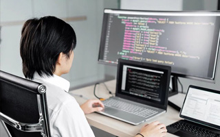 清远 ,php声明和调用变量的符号是什么？